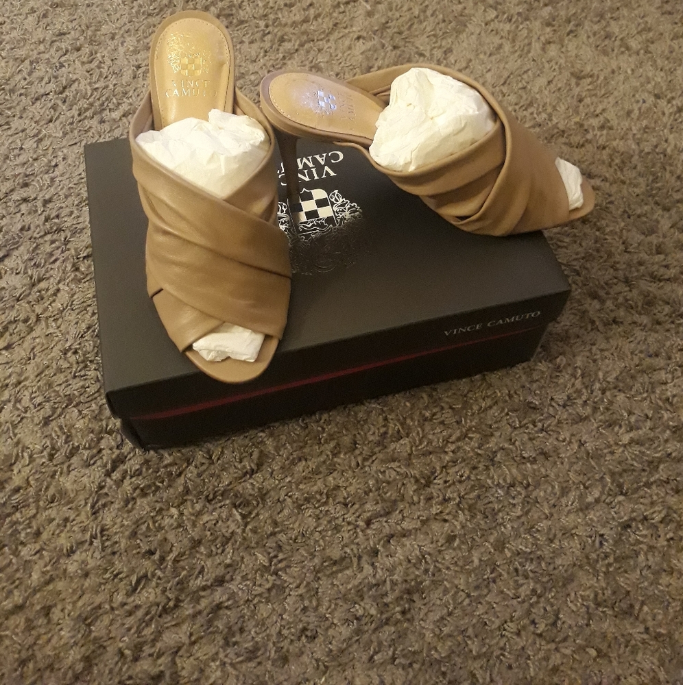 Vince Camuto Slides